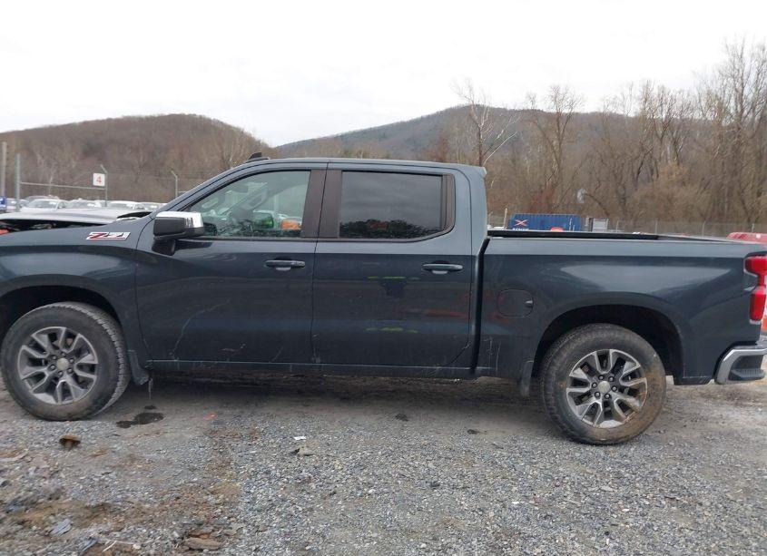 Photo 14 of 2021 Chevrolet Silverado 1500 4WD SHORT BED LT (VIN 1GCUYDED5MZ380452)