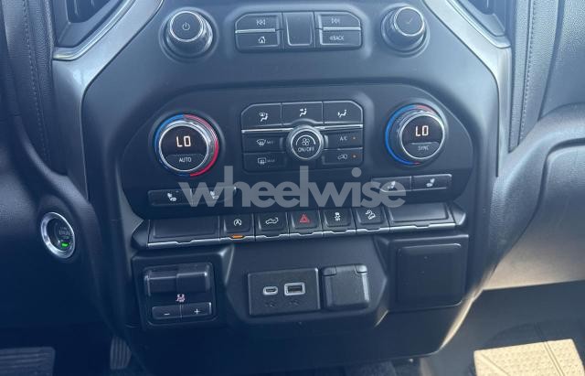 Photo 8 of 2019 CHEVROLET SILVERADO K1500 LT (VIN 1GCUYDED6KZ146141)