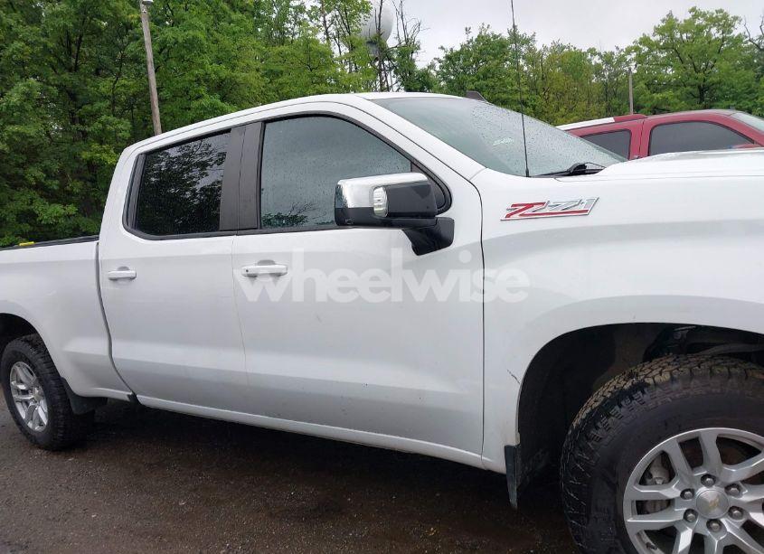 Photo 13 of 2020 Chevrolet Silverado 1500 4WD STANDARD BED LT (VIN 1GCUYDED6LZ204024)