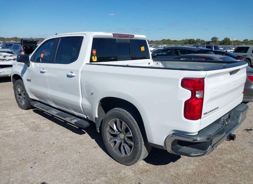 Photo 3 of 2019 Chevrolet Silverado 1500 LT (VIN 1GCUYDED7KZ188351)