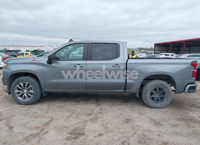 Photo 15 of 2020 Chevrolet Silverado 1500 4WD SHORT BED LT (VIN 1GCUYDED7LZ241938)