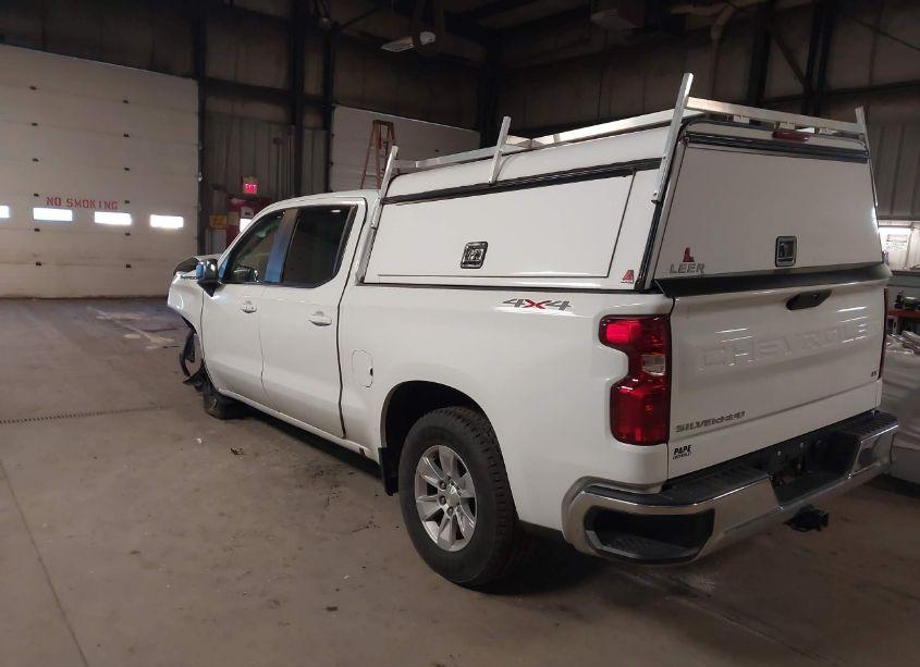 Photo 3 of 2022 Chevrolet Silverado 1500 LTD 4WD SHORT BED LT (VIN 1GCUYDED7NZ116795)