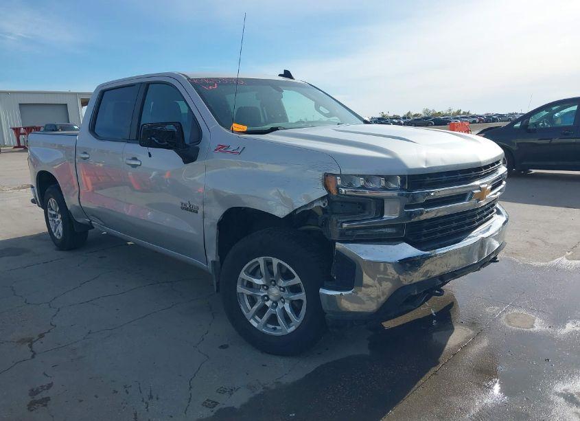Photo 6 of 2019 Chevrolet Silverado 1500 LT (VIN 1GCUYDED8KZ136064)