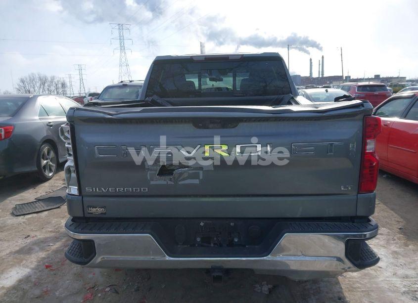 Photo 16 of 2019 Chevrolet Silverado 1500 LT (VIN 1GCUYDED8KZ160204)