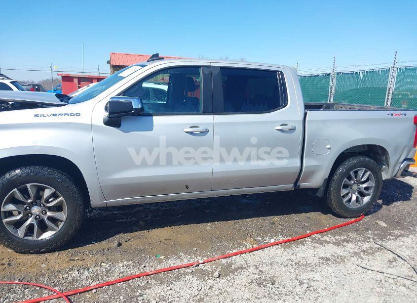 Photo 15 of 2020 Chevrolet Silverado 1500 4WD SHORT BED LT (VIN 1GCUYDED8LZ156087)