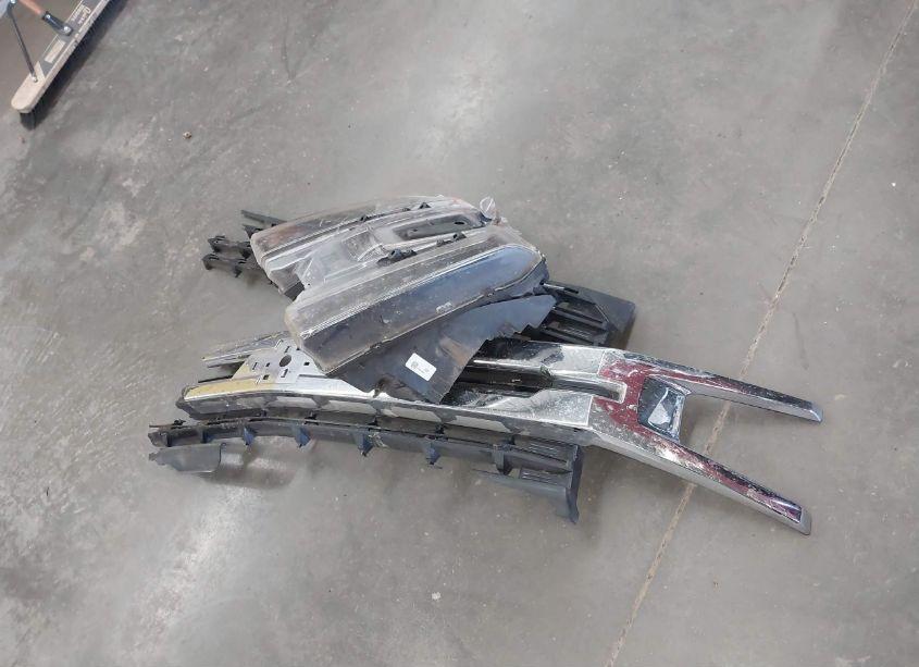 Photo 12 of 2021 Chevrolet Silverado 1500 4WD SHORT BED LT (VIN 1GCUYDED8MZ188572)