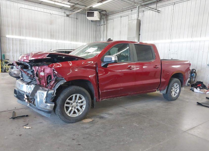 Photo 2 of 2021 Chevrolet Silverado 1500 4WD SHORT BED LT (VIN 1GCUYDED8MZ188572)