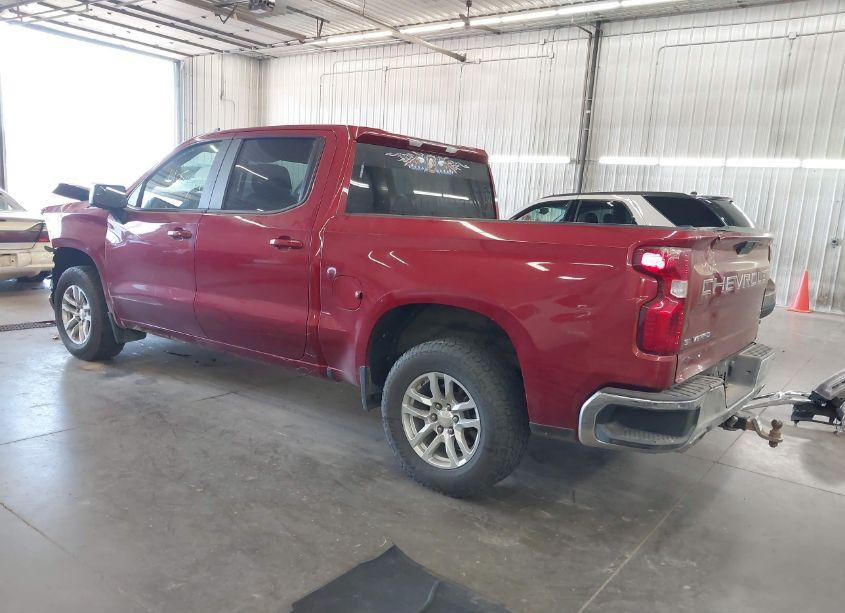 Photo 3 of 2021 Chevrolet Silverado 1500 4WD SHORT BED LT (VIN 1GCUYDED8MZ188572)