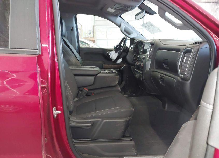 Photo 5 of 2021 Chevrolet Silverado 1500 4WD SHORT BED LT (VIN 1GCUYDED8MZ188572)