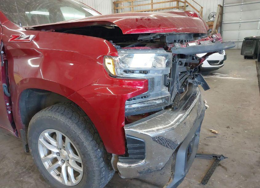 Photo 6 of 2021 Chevrolet Silverado 1500 4WD SHORT BED LT (VIN 1GCUYDED8MZ188572)