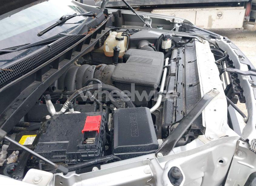 Photo 10 of 2021 Chevrolet Silverado 1500 4WD SHORT BED LT (VIN 1GCUYDED8MZ188894)