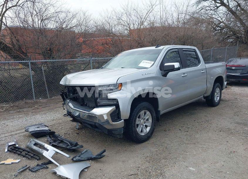 Photo 2 of 2021 Chevrolet Silverado 1500 4WD SHORT BED LT (VIN 1GCUYDED8MZ188894)