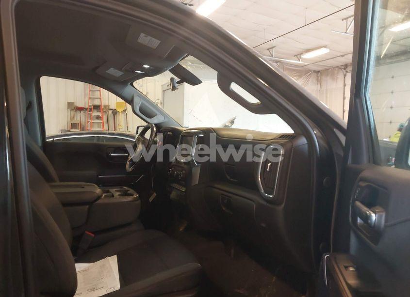 Photo 5 of 2021 Chevrolet Silverado 1500 4WD SHORT BED LT (VIN 1GCUYDED8MZ231212)