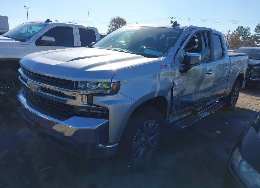 Photo 2 of 2021 Chevrolet Silverado 1500 4WD SHORT BED LT (VIN 1GCUYDED8MZ259639)