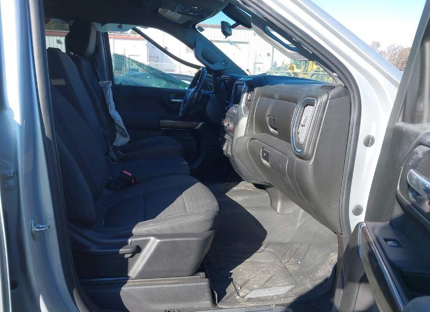 Photo 5 of 2021 Chevrolet Silverado 1500 4WD SHORT BED LT (VIN 1GCUYDED8MZ259639)