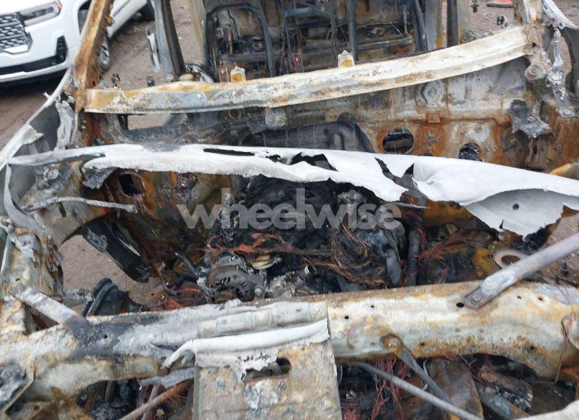 Photo 10 of 2019 Chevrolet Silverado 1500 LT (VIN 1GCUYDED9KZ142195)