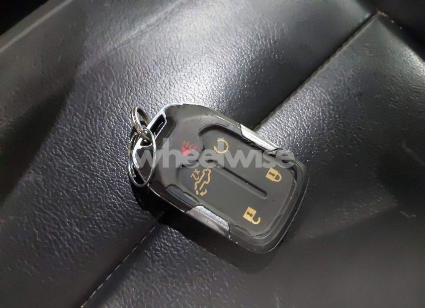 Photo 11 of 2019 Chevrolet Silverado 1500 LT (VIN 1GCUYDED9KZ359052)