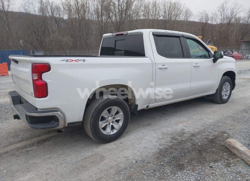 Photo 4 of 2020 Chevrolet Silverado 1500 4WD SHORT BED LT (VIN 1GCUYDED9LZ192421)