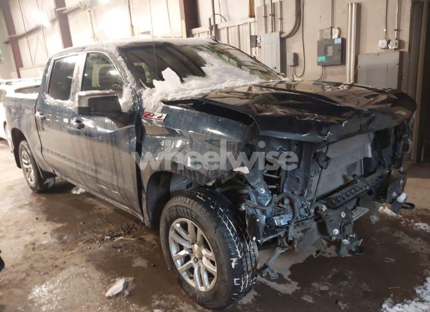 2022 Chevrolet Silverado 1500 LTD 4WD SHORT BED LT (VIN 1GCUYDED9NZ148342) main photo
