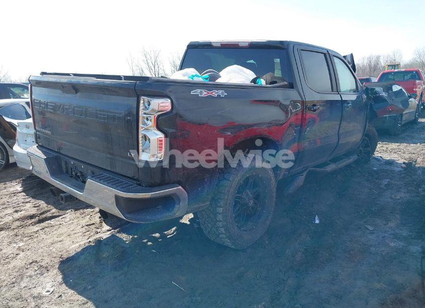 Photo 4 of 2019 Chevrolet Silverado 1500 LT (VIN 1GCUYDEDXKZ104149)