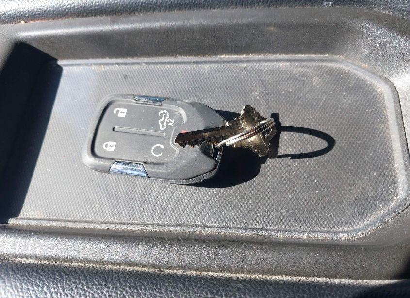 Photo 11 of 2019 Chevrolet Silverado 1500 LT (VIN 1GCUYDEDXKZ115491)