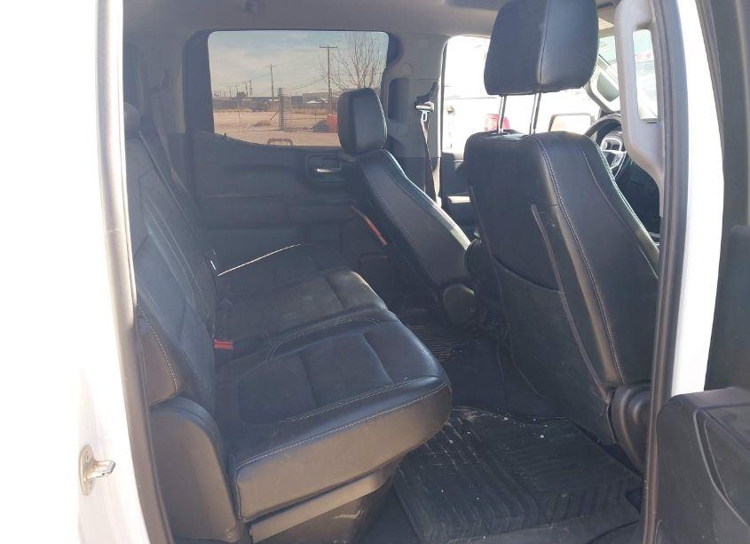 Photo 8 of 2019 Chevrolet Silverado 1500 LT (VIN 1GCUYDEDXKZ115491)