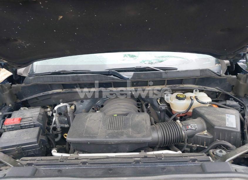 Photo 10 of 2019 Chevrolet Silverado 1500 LT (VIN 1GCUYDEDXKZ300611)