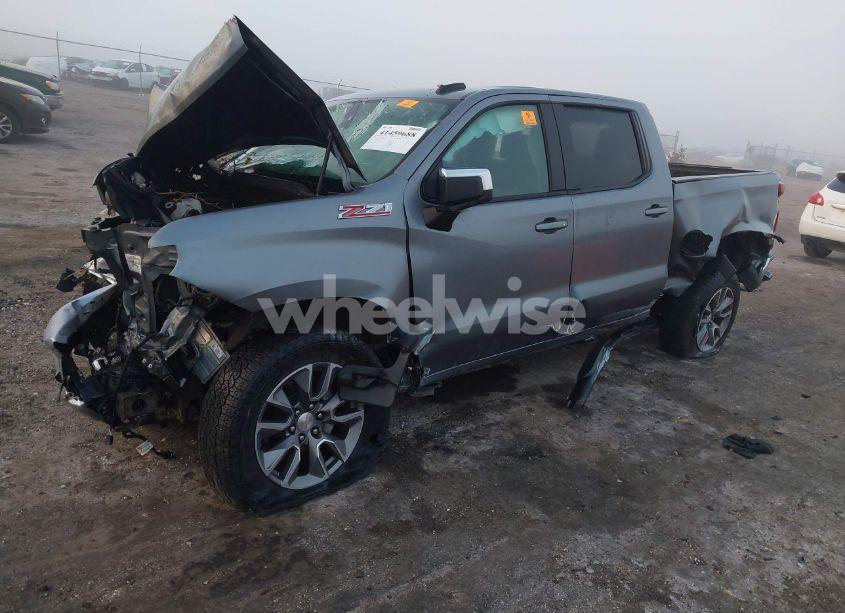Photo 2 of 2022 Chevrolet Silverado 1500 LTD 4WD SHORT BED LT (VIN 1GCUYDET0NZ203347)