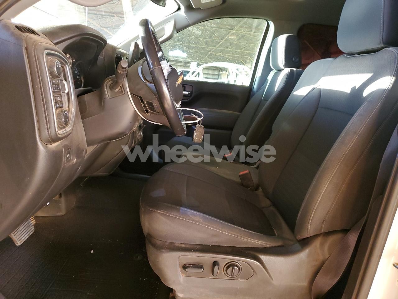 Photo 7 of 2022 CHEVROLET SILVERADO LTD K1500 LT N/A (VIN 1GCUYDET8NZ170100)