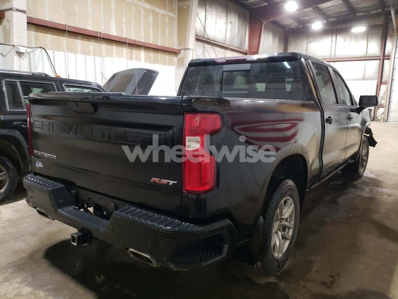Photo 3 of 2020 CHEVROLET SILVERADO K1500 RST (VIN 1GCUYEED0LZ110002)