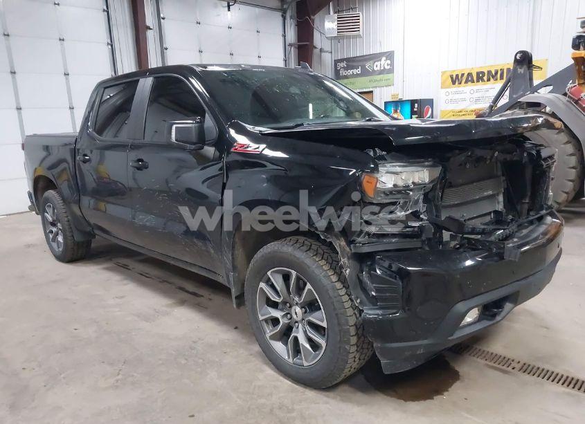2021 Chevrolet Silverado 1500 4WD SHORT BED RST (VIN 1GCUYEED0MZ131580) main photo