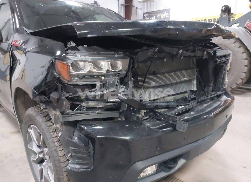 Photo 6 of 2021 Chevrolet Silverado 1500 4WD SHORT BED RST (VIN 1GCUYEED0MZ131580)