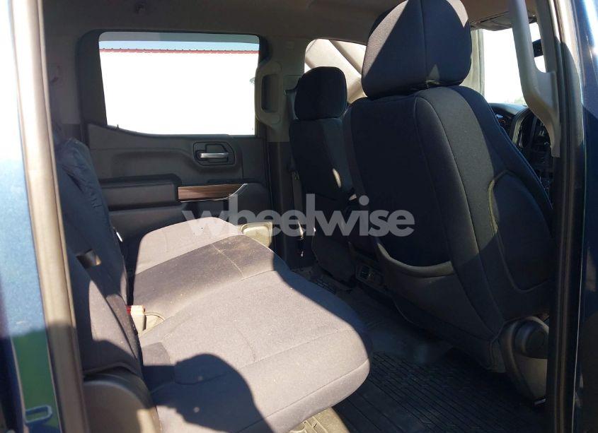 Photo 8 of 2019 Chevrolet Silverado 1500 RST (VIN 1GCUYEED2KZ127673)