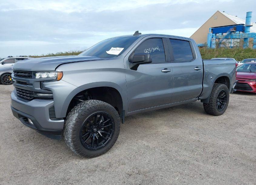 Photo 2 of 2021 Chevrolet Silverado 1500 4WD SHORT BED RST (VIN 1GCUYEED2MZ162099)