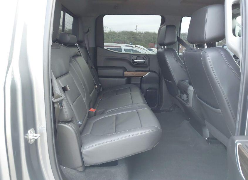 Photo 8 of 2021 Chevrolet Silverado 1500 4WD SHORT BED RST (VIN 1GCUYEED2MZ162099)