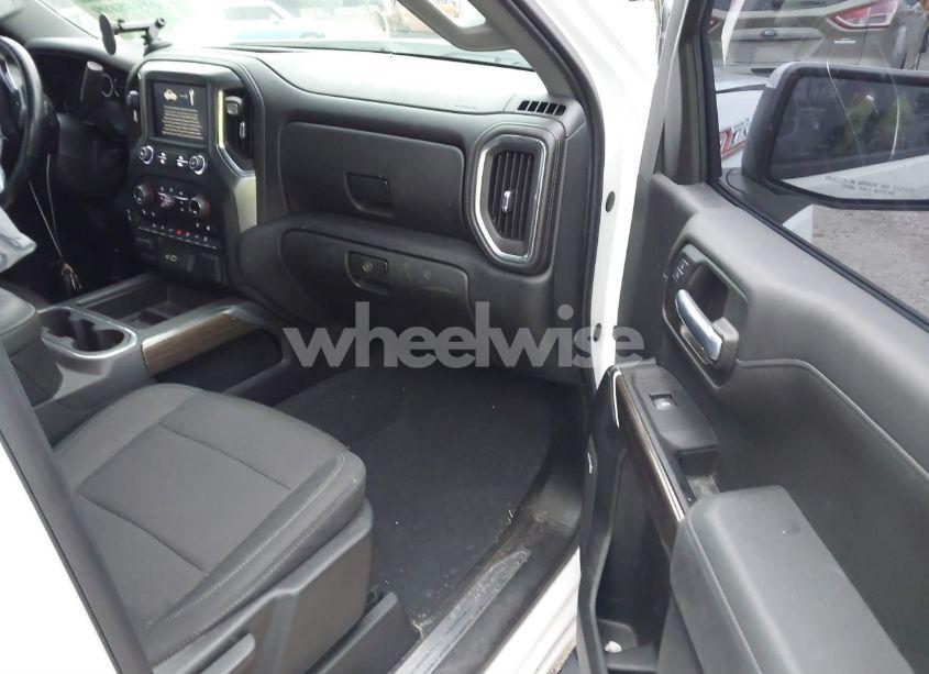 Photo 5 of 2020 Chevrolet Silverado 1500 4WD SHORT BED RST (VIN 1GCUYEED3LZ177032)