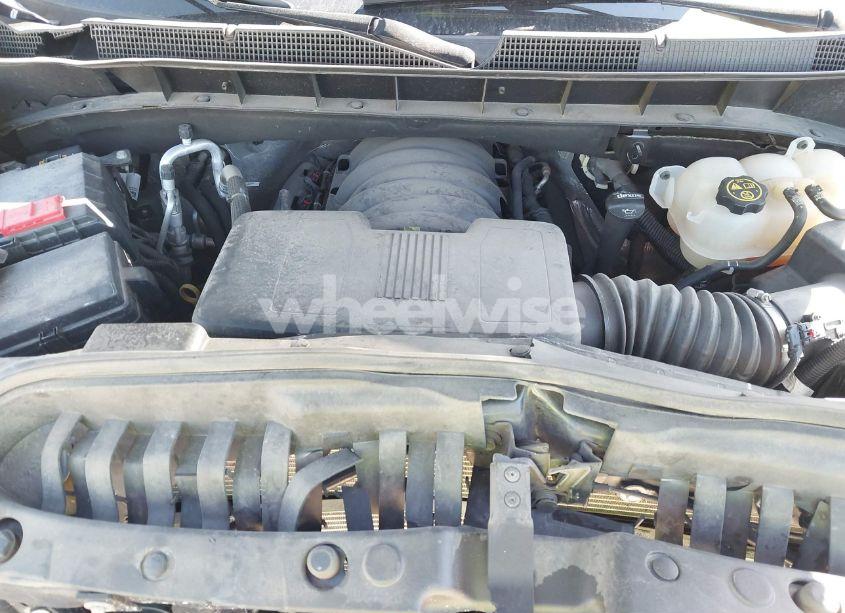 Photo 10 of 2021 Chevrolet Silverado 1500 4WD SHORT BED RST (VIN 1GCUYEED3MZ206482)