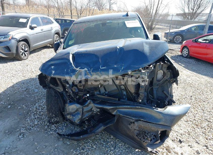 Photo 12 of 2021 Chevrolet Silverado 1500 4WD SHORT BED RST (VIN 1GCUYEED3MZ206482)