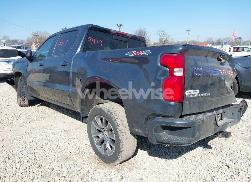 Photo 3 of 2021 Chevrolet Silverado 1500 4WD SHORT BED RST (VIN 1GCUYEED3MZ206482)