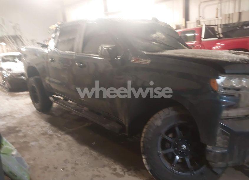 Photo 13 of 2021 Chevrolet Silverado 1500 4WD SHORT BED RST (VIN 1GCUYEED3MZ213898)