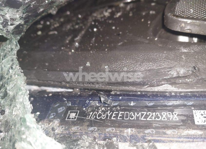 Photo 9 of 2021 Chevrolet Silverado 1500 4WD SHORT BED RST (VIN 1GCUYEED3MZ213898)