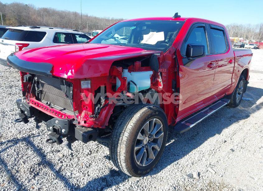 Photo 2 of 2019 Chevrolet Silverado 1500 RST (VIN 1GCUYEED4KZ144829)