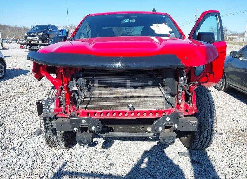 Photo 6 of 2019 Chevrolet Silverado 1500 RST (VIN 1GCUYEED4KZ144829)