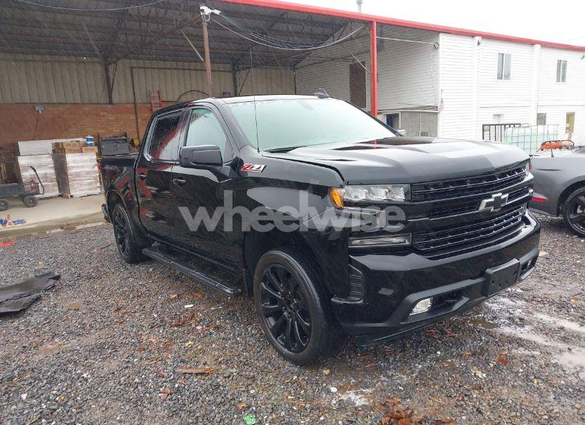 2020 Chevrolet Silverado 1500 4WD SHORT BED RST (VIN 1GCUYEED4LZ101450) main photo