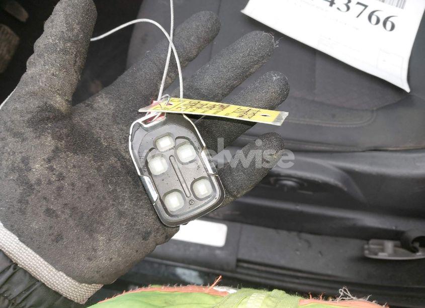 Photo 11 of 2020 Chevrolet Silverado 1500 4WD SHORT BED RST (VIN 1GCUYEED4LZ101450)