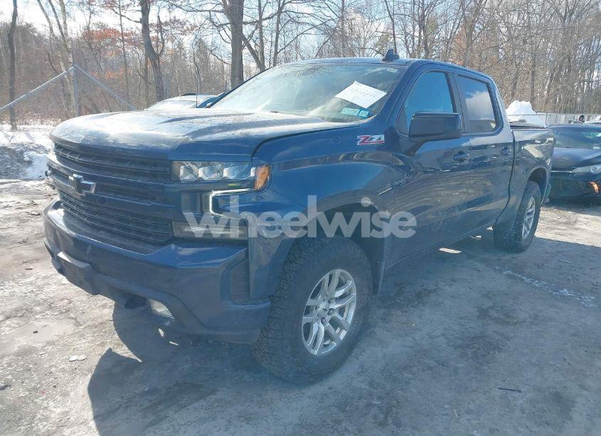 Photo 2 of 2021 Chevrolet Silverado 1500 4WD SHORT BED RST (VIN 1GCUYEED5MZ177891)