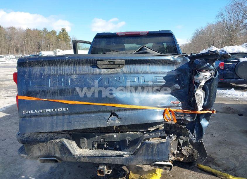 Photo 6 of 2021 Chevrolet Silverado 1500 4WD SHORT BED RST (VIN 1GCUYEED5MZ177891)
