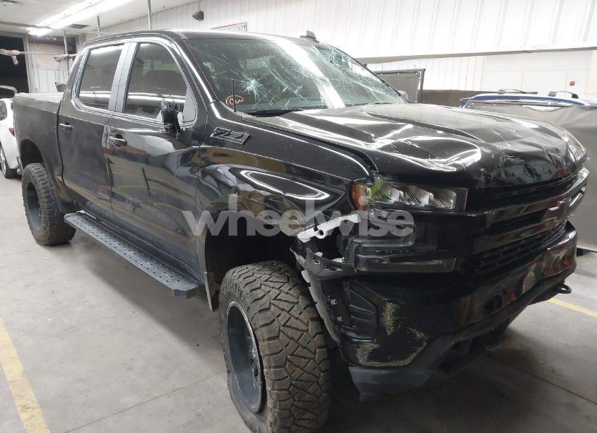 2022 Chevrolet Silverado 1500 LTD 4WD SHORT BED RST (VIN 1GCUYEED6NZ169199) main photo