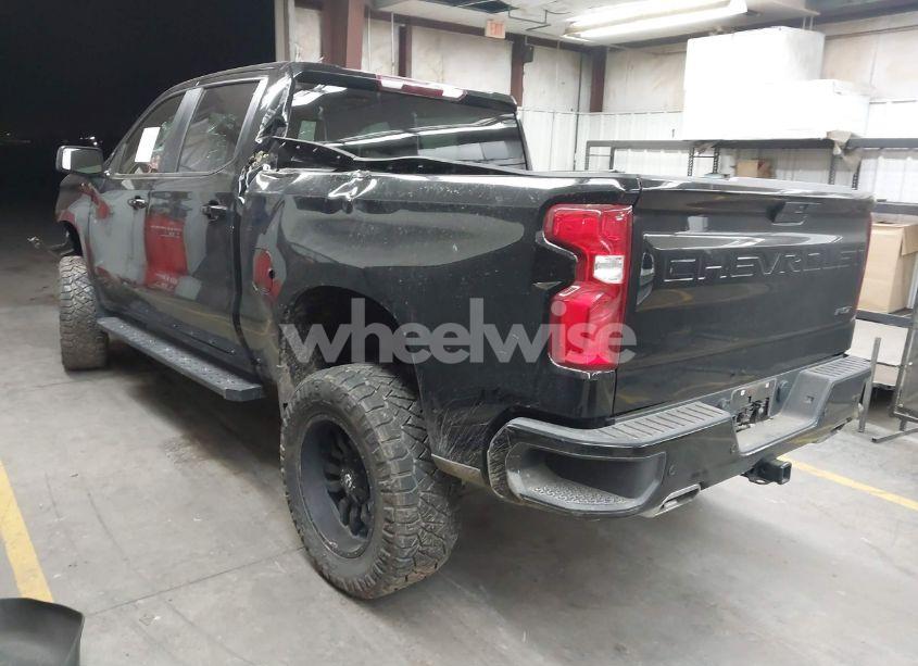 Photo 3 of 2022 Chevrolet Silverado 1500 LTD 4WD SHORT BED RST (VIN 1GCUYEED6NZ169199)