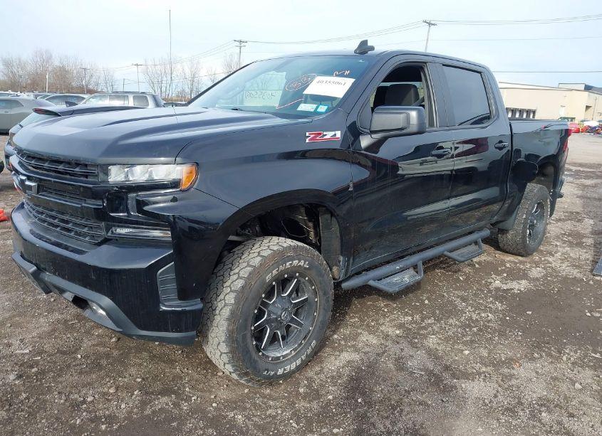Photo 2 of 2021 Chevrolet Silverado 1500 4WD SHORT BED RST (VIN 1GCUYEED7MZ292783)